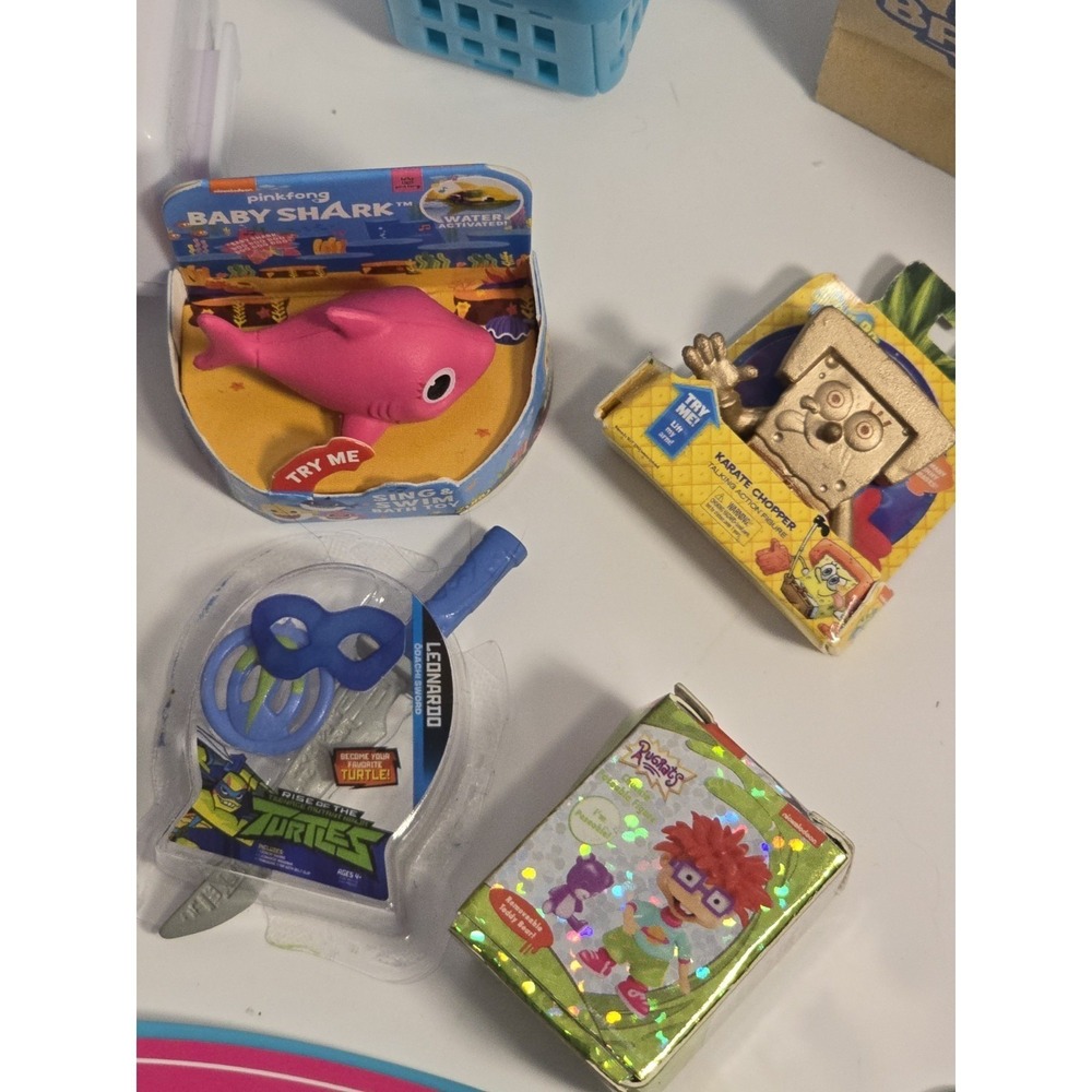 Shopkins 49 Piece Collectible Toy Grocery Mixed Lot Miniatures Figures Bundle - Picture 13 of 13
